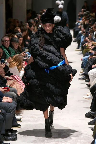 Look 14